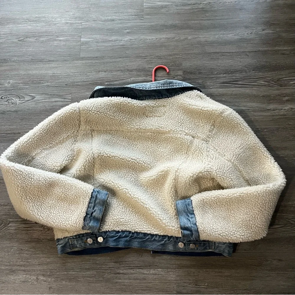 Pilcro & the Letterpress Women's Large Sherpa Denim Jacket - Picture 3 of 10